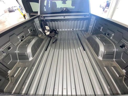 Used 2023 Chevrolet Silverado 1500 LT AWD/4WD image 12