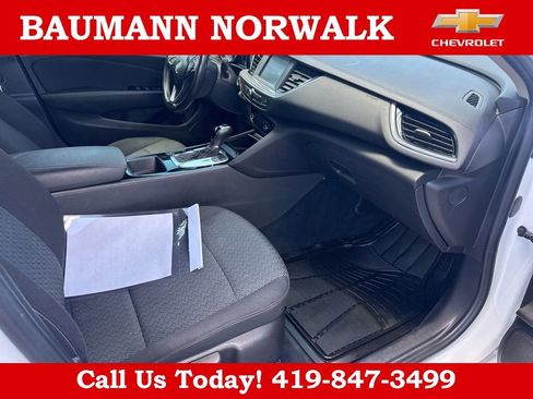 Used 2018 Buick Regal Preferred FWD image 24