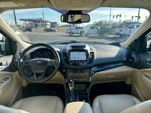 Used 2018 Ford Escape Titanium w/ Ford Safe & Smart Package image 16