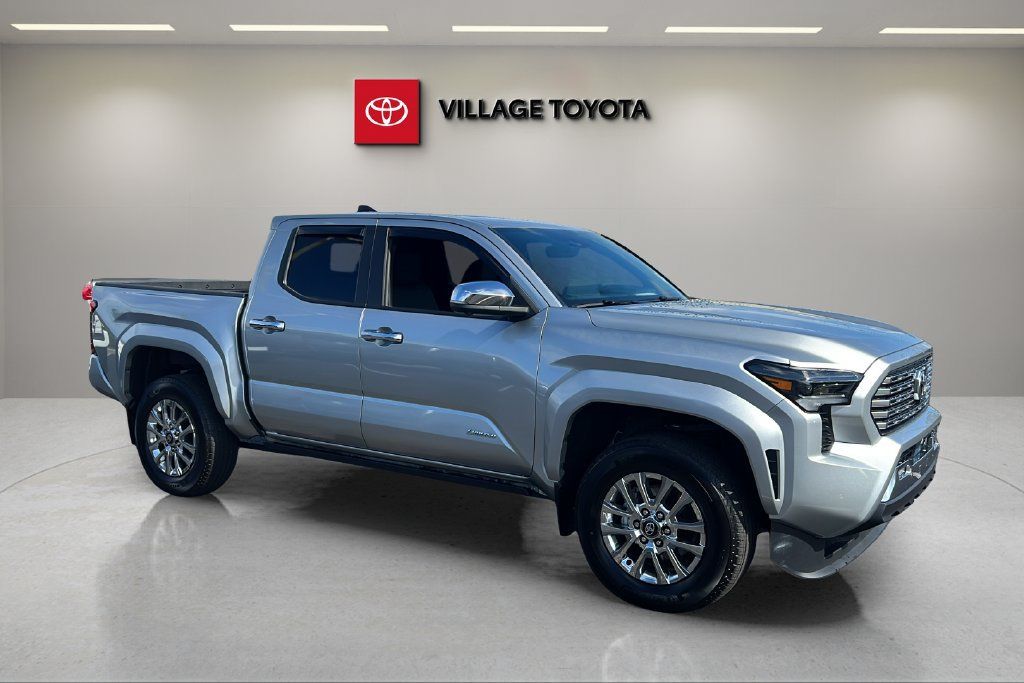Used 2024 Toyota Tacoma Limited w/ Limited Package (LT) AWD/4WD image 7