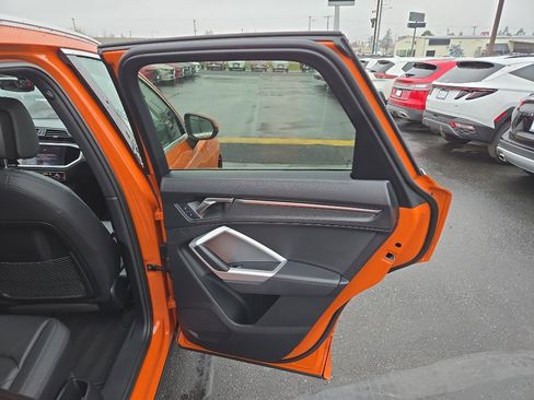 Used 2022 Audi Q3 2.0T Premium image 13