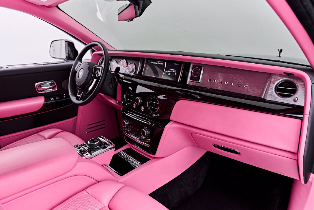 Used 2024 Rolls-Royce Phantom Sedan w/ The Phantom Package RWD image 48