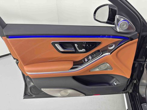 Used 2024 Mercedes-Benz S 63 AMG S w/ Rear Seat Package image 52