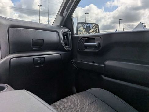 Used 2021 Chevrolet Silverado 1500 Custom AWD/4WD image 14