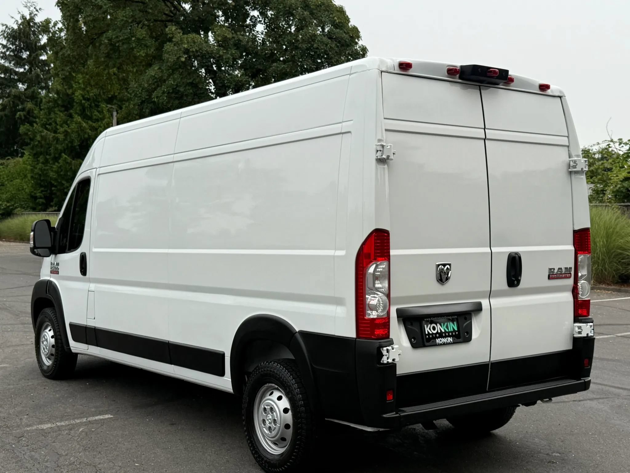 Used 2021 RAM ProMaster 2500 FWD image 4