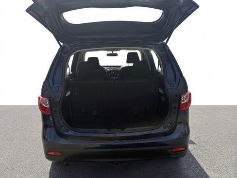 Used 2015 MAZDA MAZDA5 Sport image 7