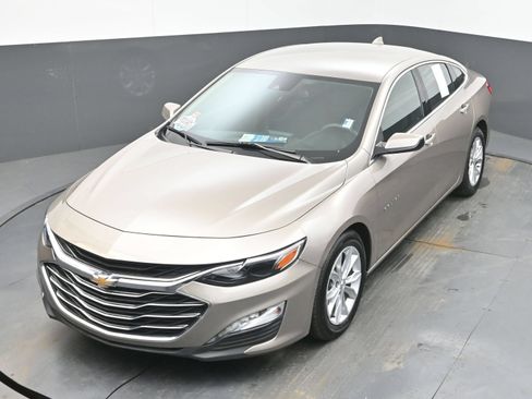 Used 2025 Chevrolet Malibu LT FWD image 29