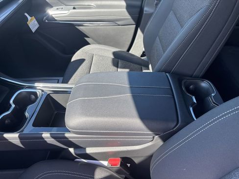 New 2026 Chevrolet Traverse LT w/ Midnight/Sport Edition FWD image 27