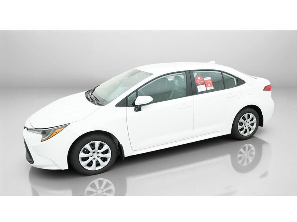 New 2027 Toyota Corolla LE FWD image 2
