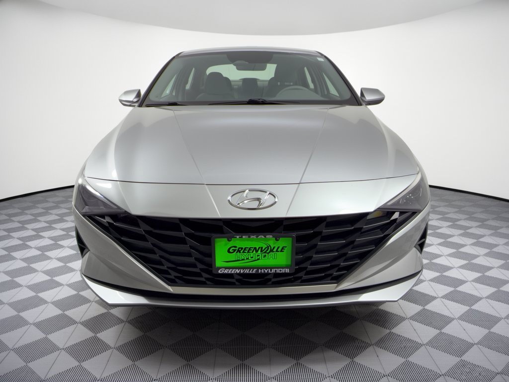 Used 2021 Hyundai Elantra SE FWD image 6