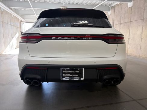 Certified 2026 Porsche Macan AWD/4WD image 7
