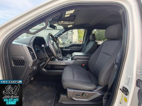 Used 2019 Ford F150 XLT w/ Equipment Group 302A Luxury AWD/4WD image 17