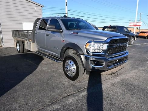 Used 2022 RAM 4500 Tradesman w/ Chrome Appearance Group image 1
