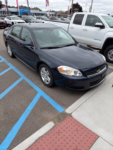 Used 2009 Chevrolet Impala LT w/ Luxury Edition Package FWD image 1
