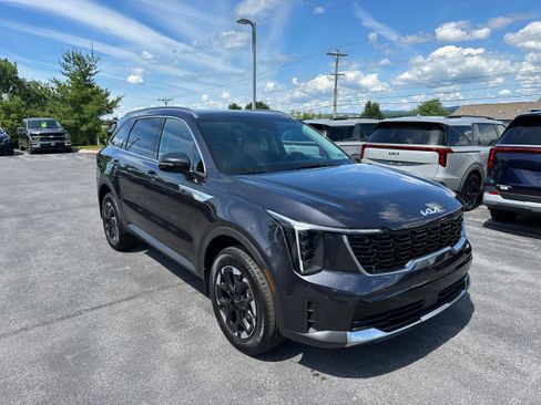 New 2026 Kia Sorento S AWD/4WD image 3