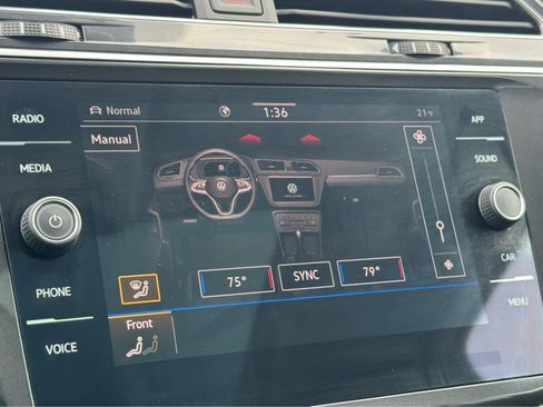 Certified 2024 Volkswagen Tiguan SE image 49