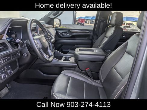 Used 2023 Chevrolet Suburban Premier image 25