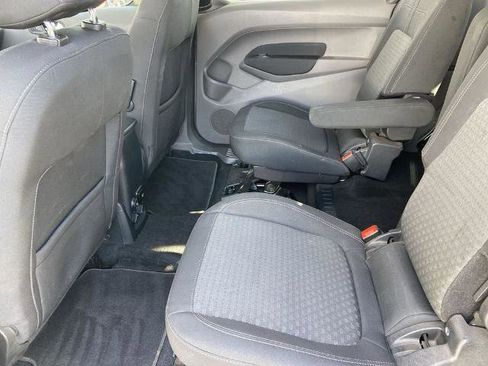 Used 2022 Ford Transit Connect XLT image 20