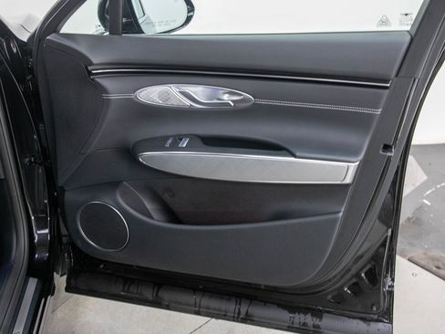 Used 2023 Genesis Electrified GV70 AWD/4WD image 9
