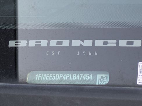 Used 2023 Ford Bronco Badlands w/ Sasquatch Package image 29