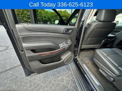 Used 2018 GMC Yukon XL SLT w/ Open Road Package AWD/4WD image 23