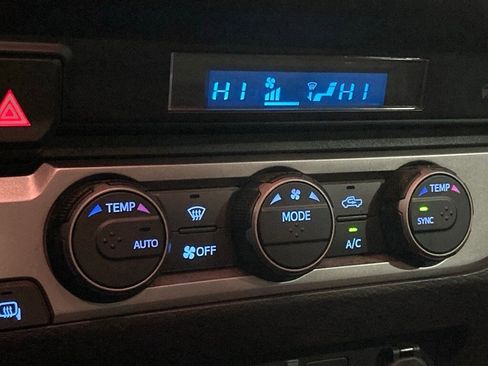 Certified 2022 Toyota Tacoma SR image 24