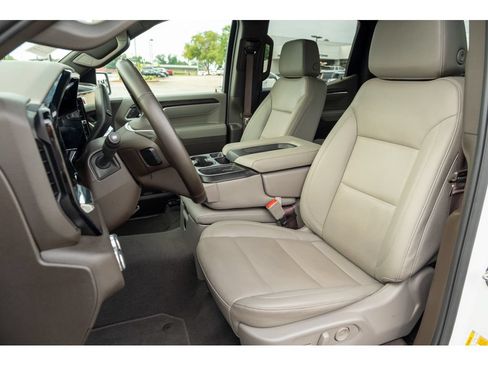Used 2025 GMC Sierra 1500 SLT AWD/4WD image 12