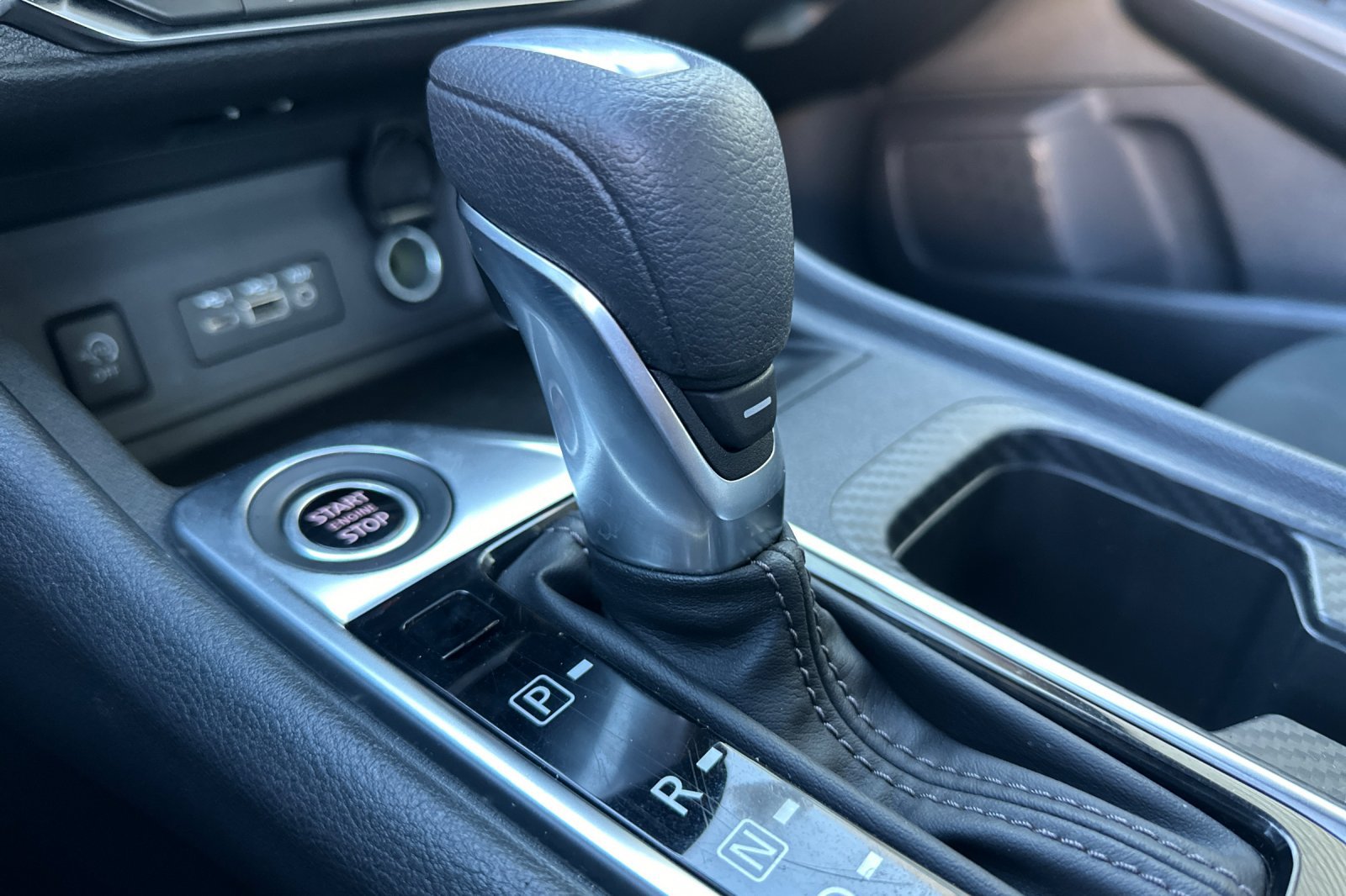 Used 2025 Nissan Sentra SV FWD image 21
