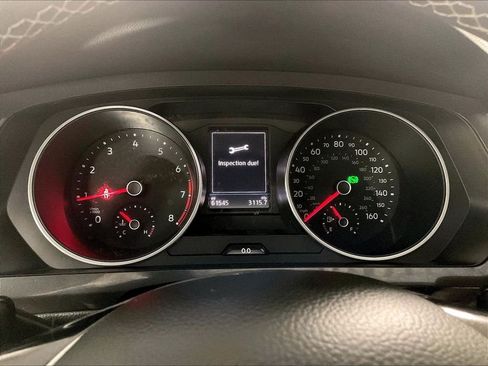 Used 2021 Volkswagen Tiguan SE w/ Panoramic Sunroof Package AWD/4WD image 24
