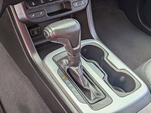 Used 2021 Chevrolet Colorado ZR2 image 30