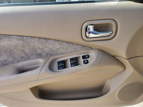 Used 2000 Nissan Sentra GXE image 14