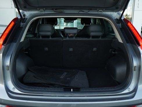 Used 2023 Kia Niro EX image 8