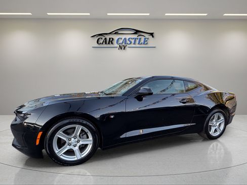 Used 2023 Chevrolet Camaro LT image 13