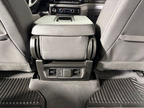 Used 2023 Chevrolet Silverado 1500 LT AWD/4WD image 21