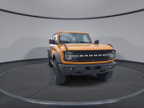 Used 2022 Ford Bronco Wildtrak image 3