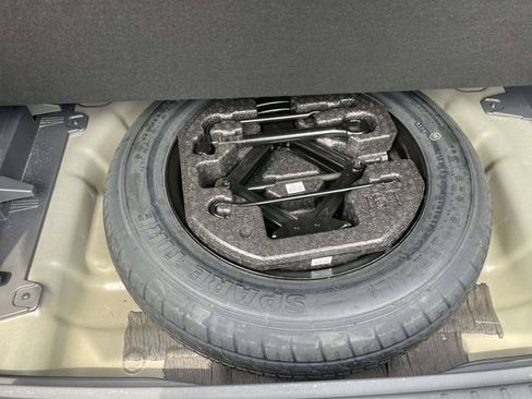 Used 2025 Hyundai Kona SEL AWD/4WD image 22