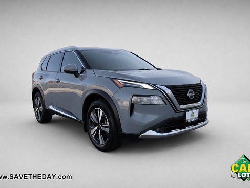 Used 2022 Nissan Rogue Platinum w/ Head-Up Display Package FWD image 10