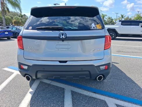 Used 2023 Honda Passport EX-L image 6