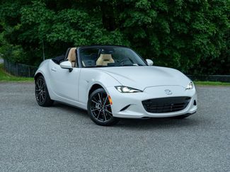 Used 2026 MAZDA MX-5 Miata Grand Touring RWD video 1