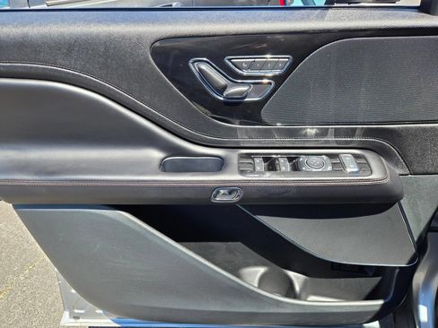 Used 2024 Lincoln Aviator 2WD w/ Premium Package image 16