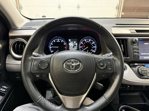 Used 2017 Toyota RAV4 Limited w/ Protection Package image 21