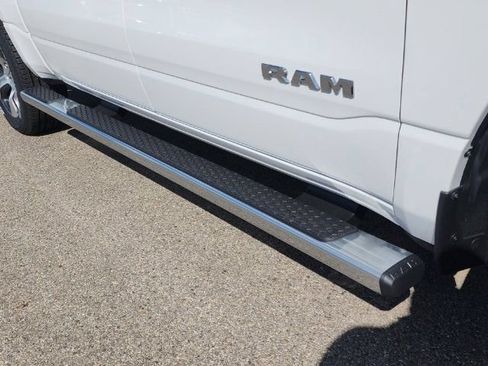 Used 2024 RAM 1500 Laramie AWD/4WD image 23