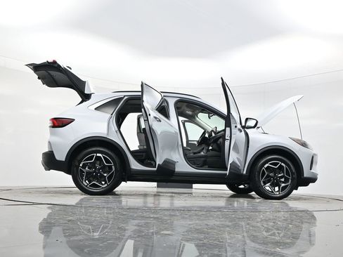 New 2026 Ford Escape Platinum w/ Premium Technology Package image 56