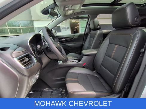 Used 2024 Chevrolet Equinox Premier AWD/4WD image 21