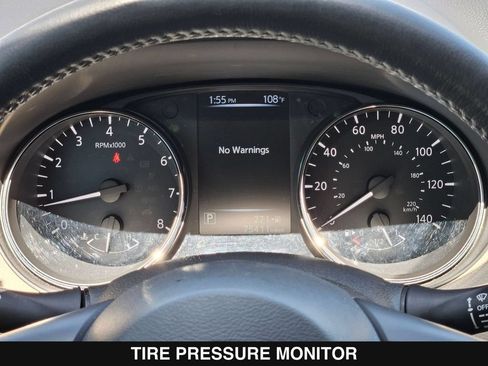 Used 2017 Nissan Rogue SL w/ SL Premium Package FWD image 26