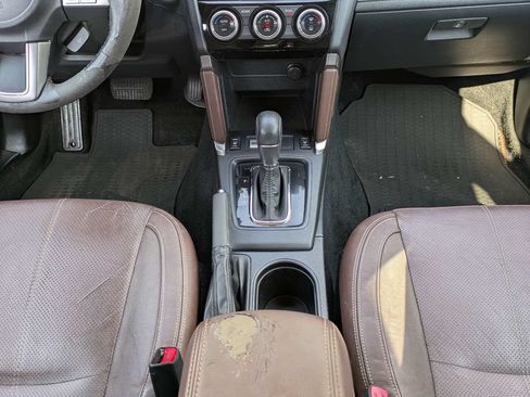 Used 2017 Subaru Forester 2.5i Touring AWD/4WD image 21