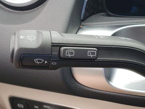 New 2025 Mercedes-Benz GLB 250 GLB 250 image 28