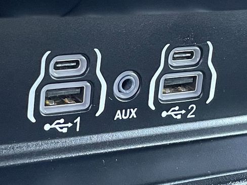 Used 2025 RAM 1500 Laramie image 21