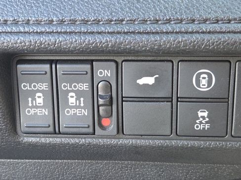 Certified 2023 Honda Odyssey Sport image 28