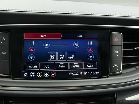 Used 2023 Buick Enclave Essence w/ Sport Touring Edition AWD/4WD image 25